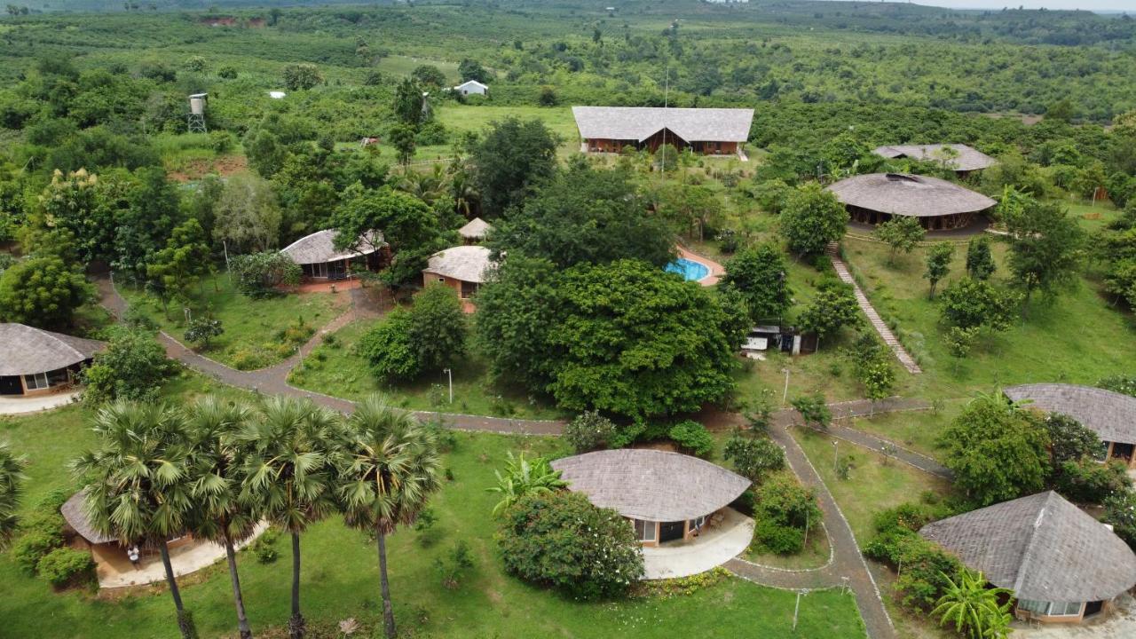 Hanchey Bamboo Resort Kampong Cham Εξωτερικό φωτογραφία